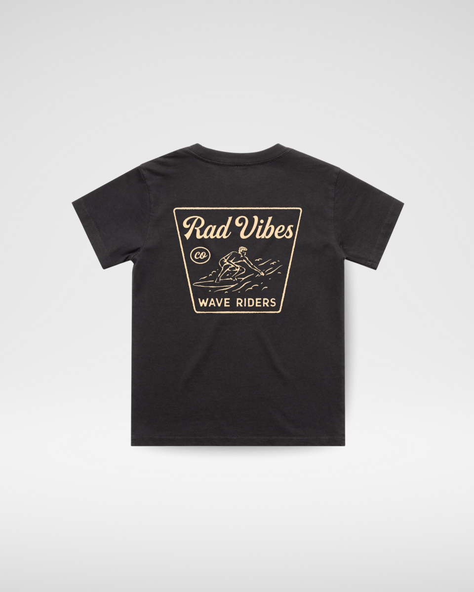 THE MAVERICKS TEE - FADED BLACK